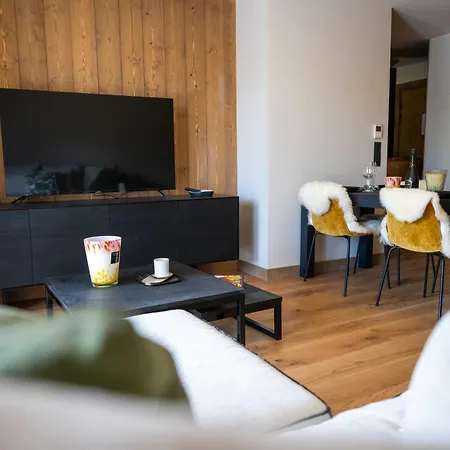 Exclusive Apt With Terrace And View Pool And Parking With 2bd For 5p - *